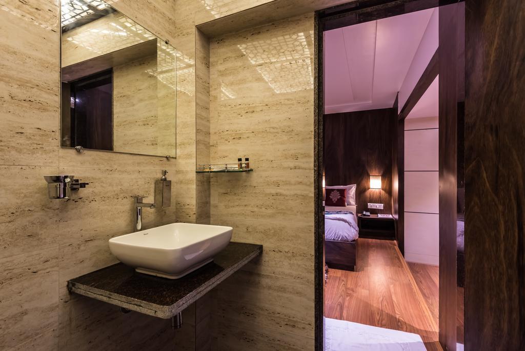 Hotel Peace Park Panvel Exterior photo