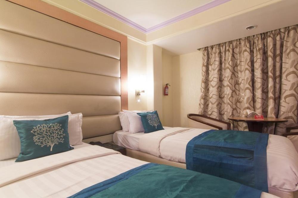 Hotel Peace Park Panvel Exterior photo