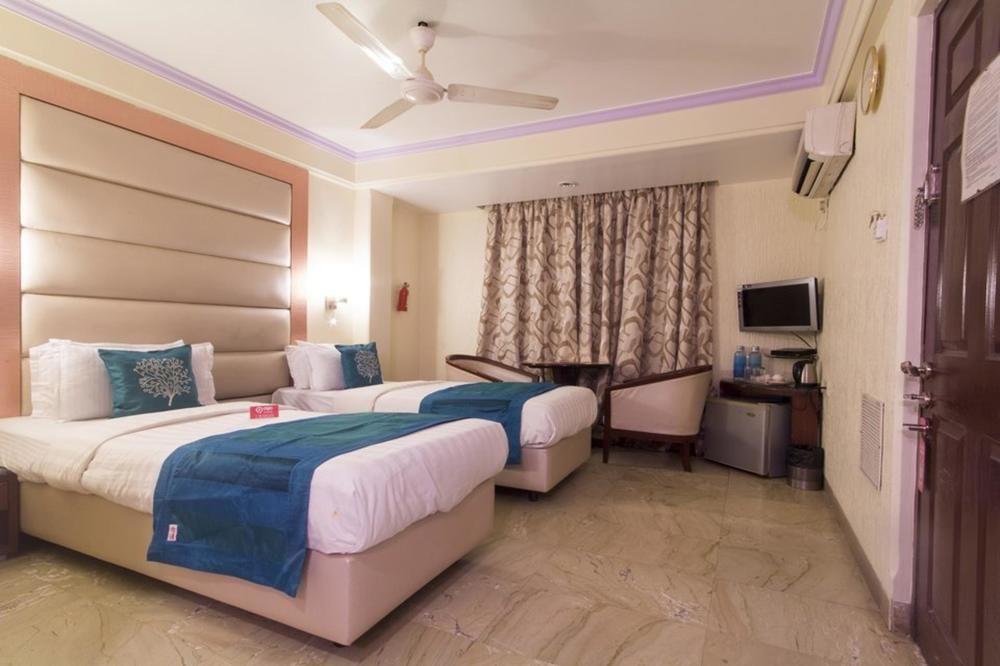 Hotel Peace Park Panvel Exterior photo